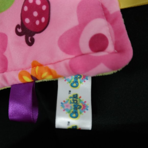 Fisher Price My Little Girl Brown Hair, Cogerle Blanket & Taggie Book - Picture 6 of 6